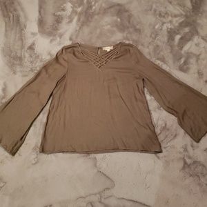 Green long sleeved dress shirt